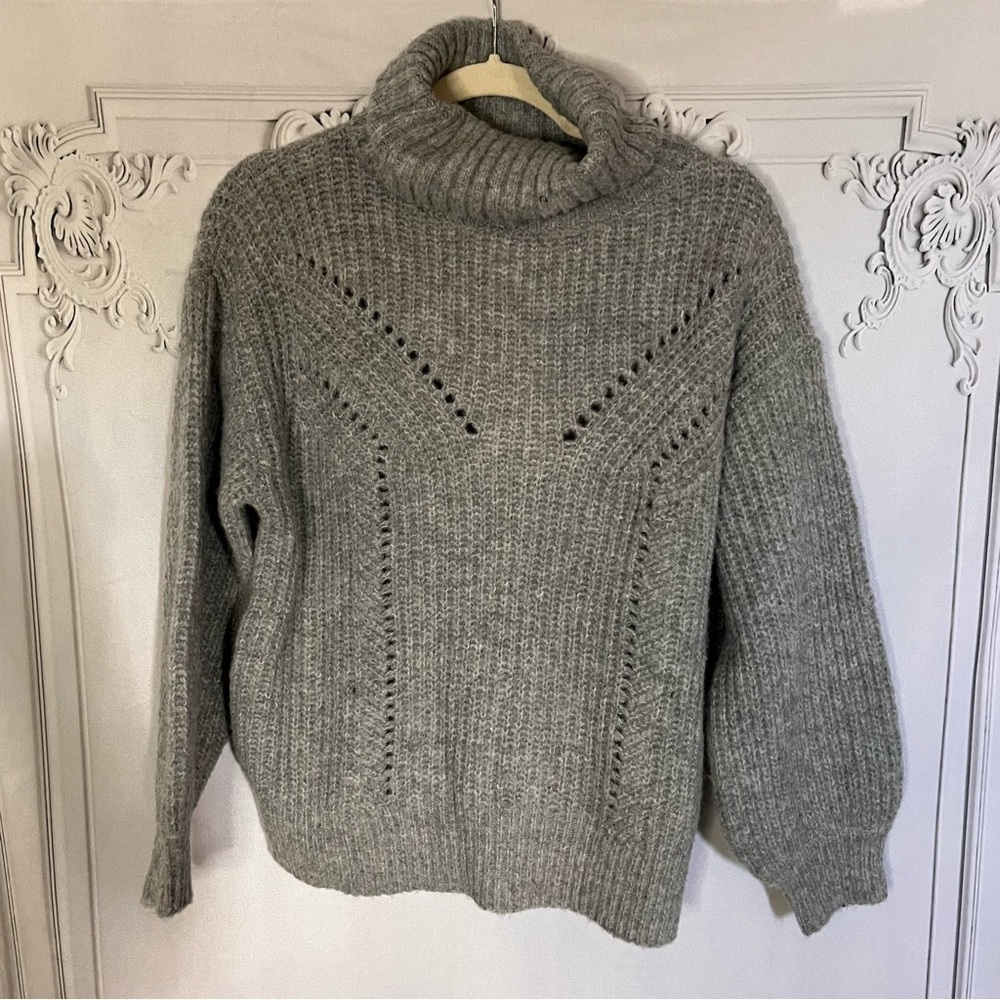 LUMIERE Transfer Stitch Turtleneck Gray Sweater size Medium